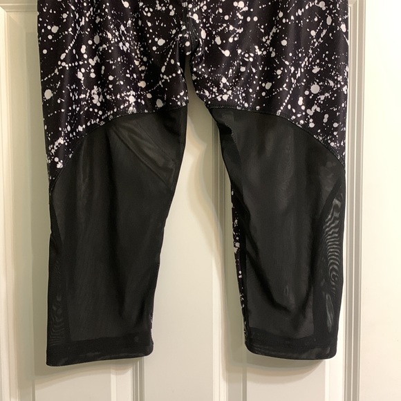 Danskin capri leggings - Picture 3 of 8